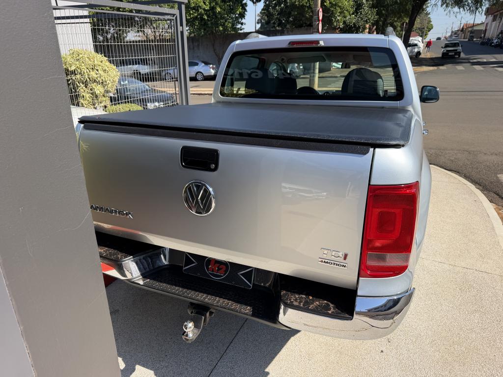 VOLKSWAGEN Amarok - Foto