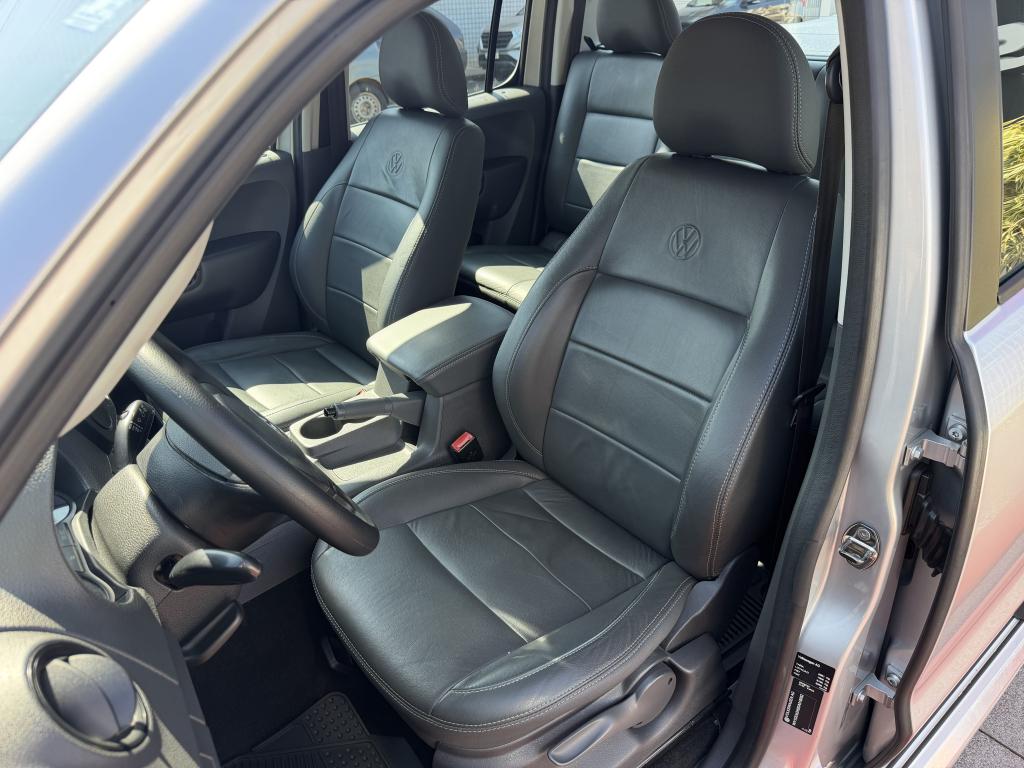 VOLKSWAGEN Amarok - Foto