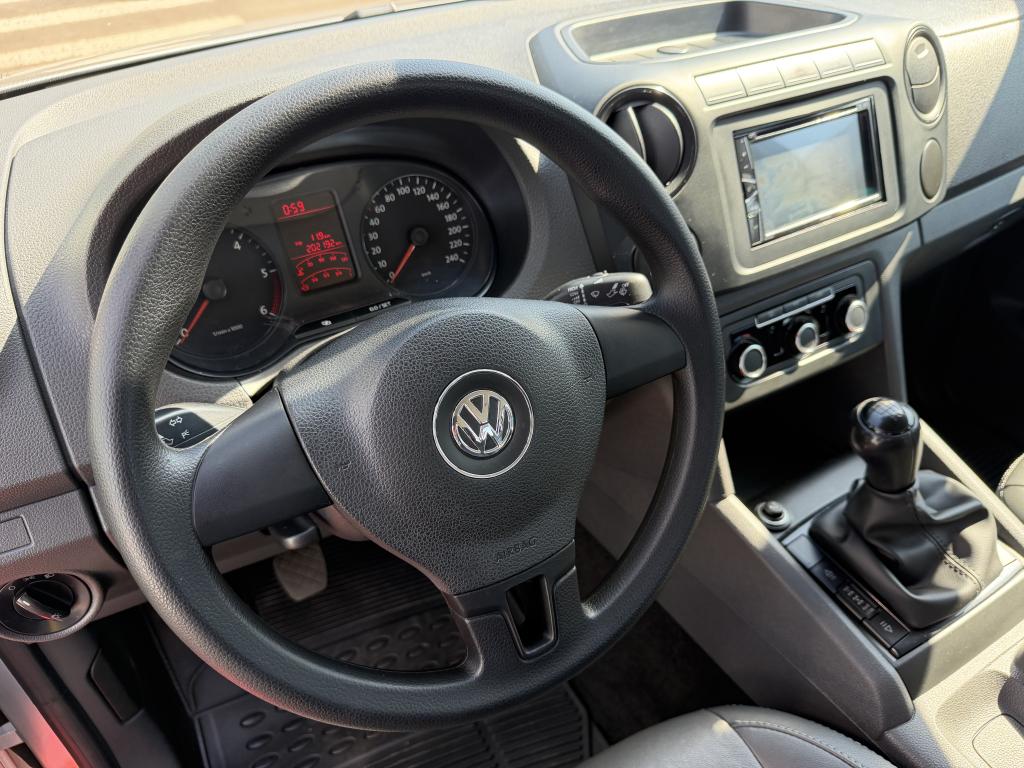 VOLKSWAGEN Amarok - Foto