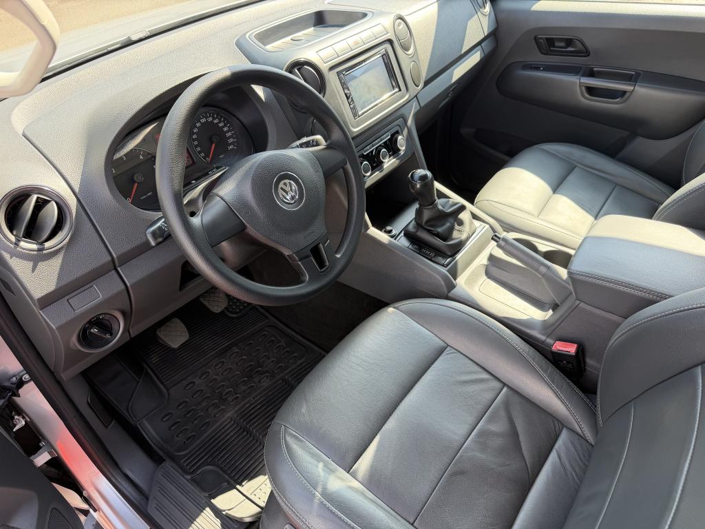 VOLKSWAGEN Amarok - Foto