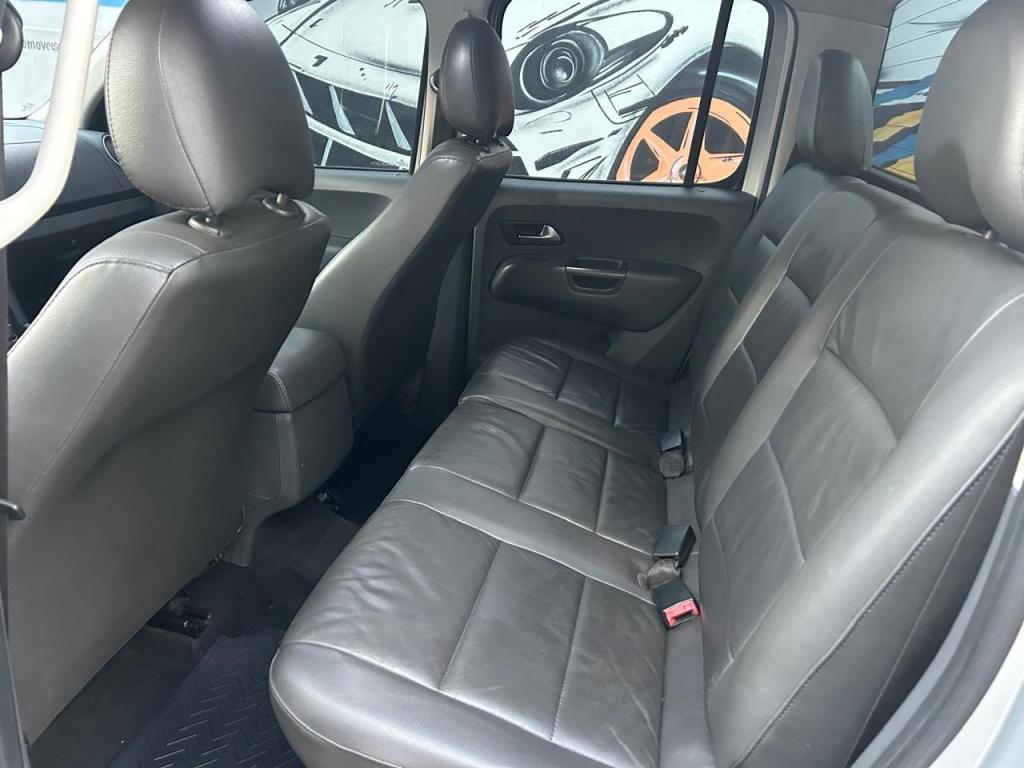 VOLKSWAGEN Amarok - Foto