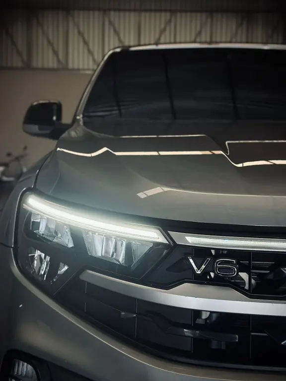 VOLKSWAGEN Amarok - Foto