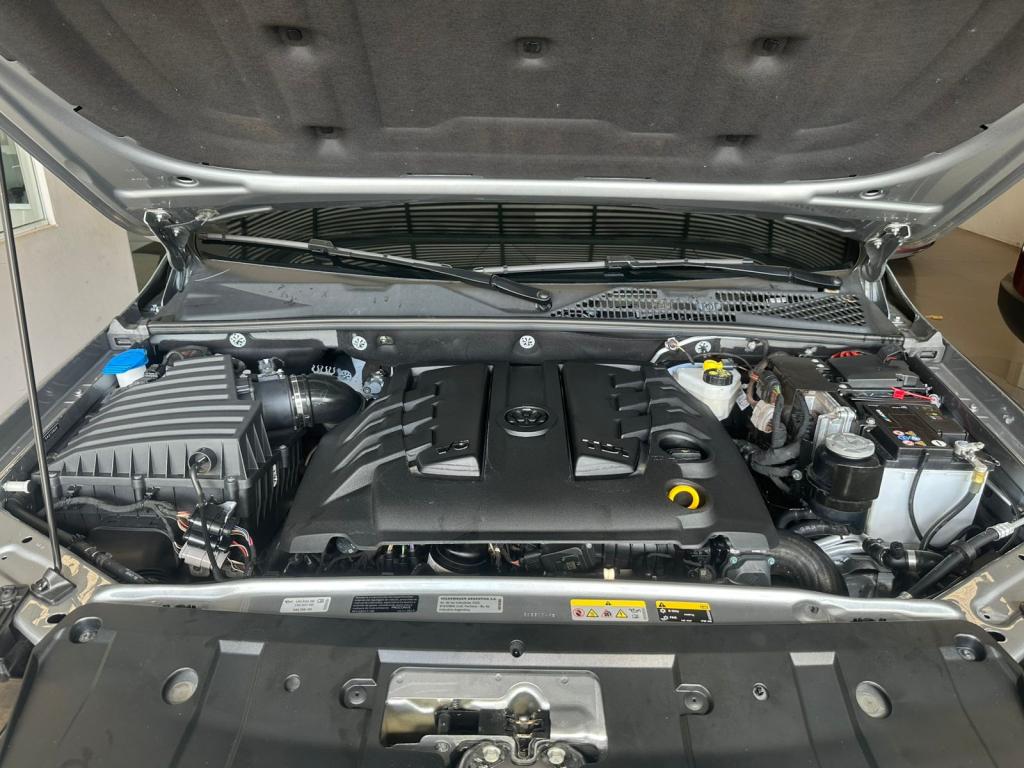 VOLKSWAGEN Amarok - Foto