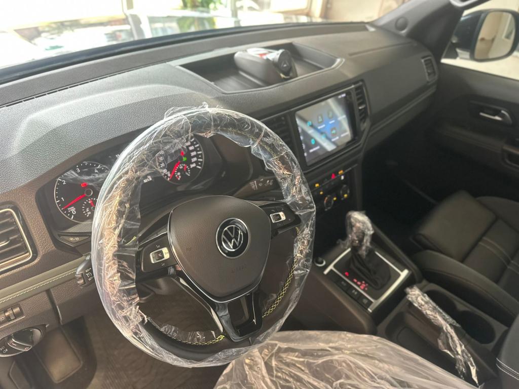 VOLKSWAGEN Amarok - Foto