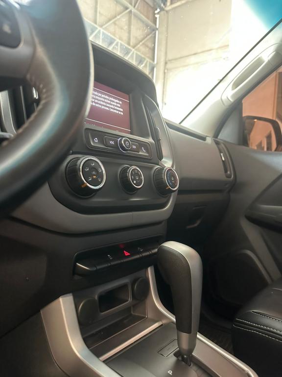 VOLKSWAGEN Amarok - Foto