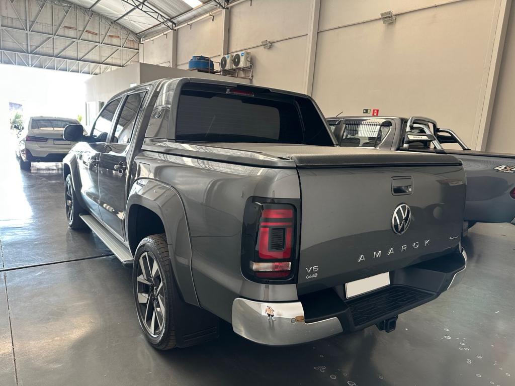 VOLKSWAGEN Amarok - Foto