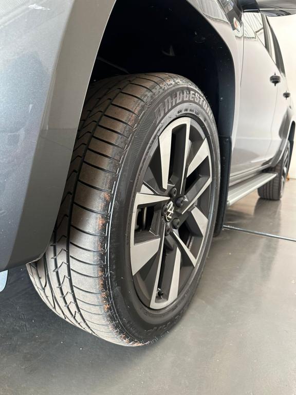 VOLKSWAGEN Amarok - Foto