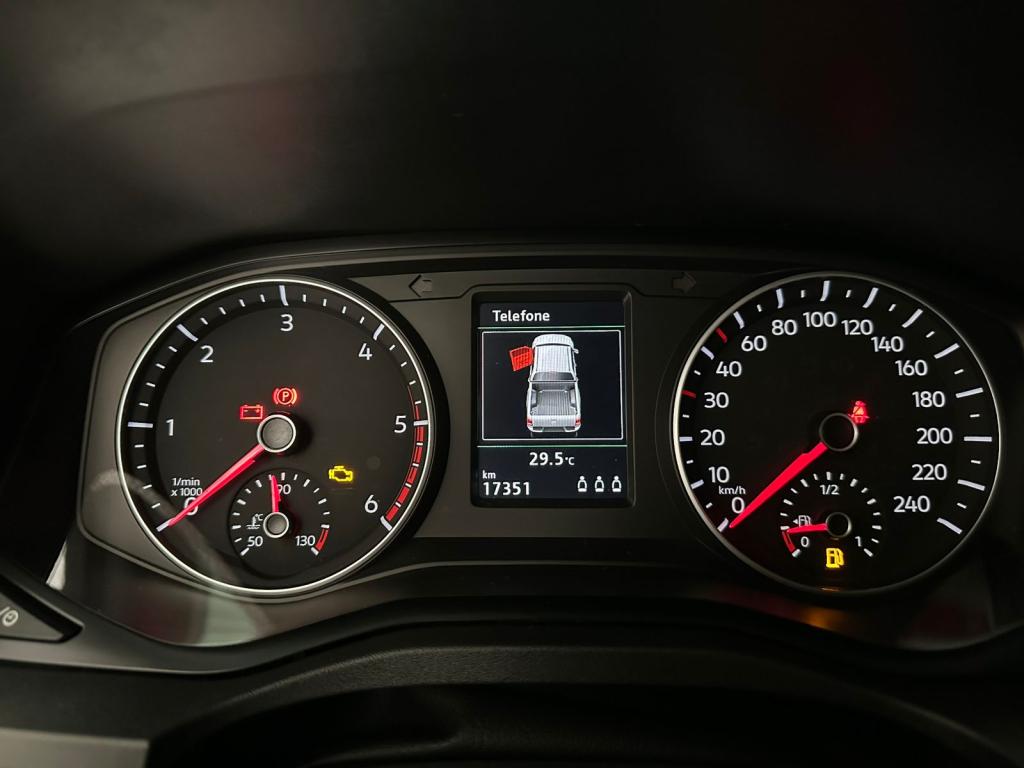 VOLKSWAGEN Amarok - Foto