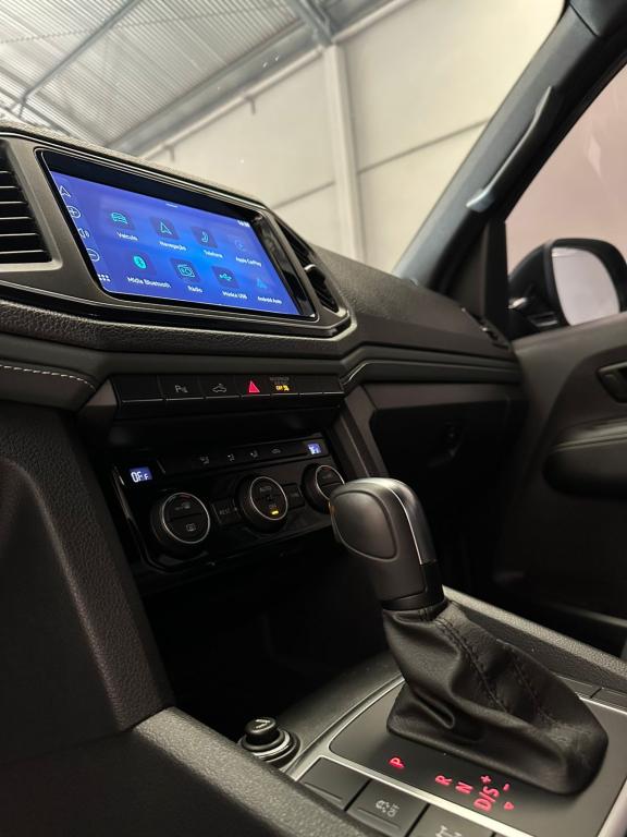 VOLKSWAGEN Amarok - Foto