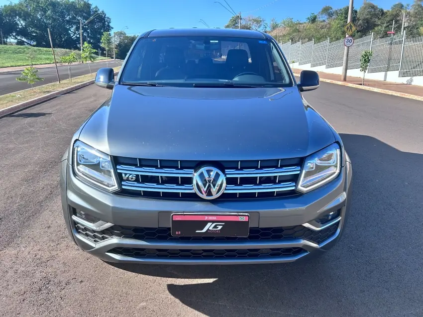 VOLKSWAGEN Amarok - Foto