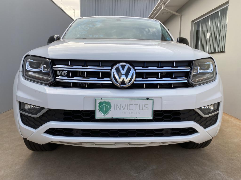 VOLKSWAGEN Amarok - Foto