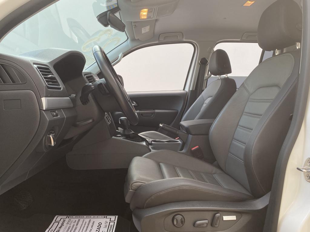 VOLKSWAGEN Amarok - Foto