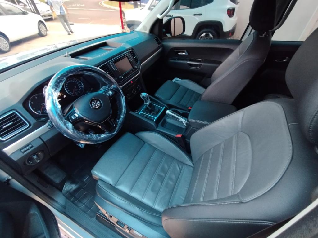 VOLKSWAGEN Amarok - Foto