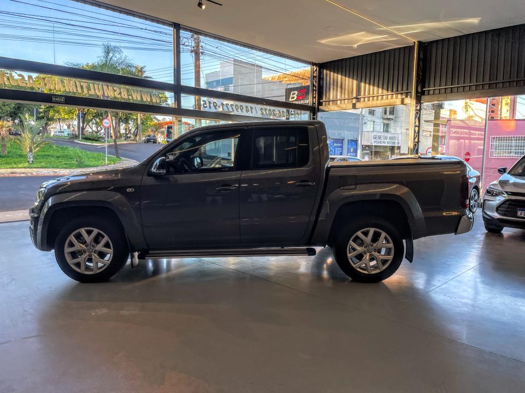 VOLKSWAGEN Amarok - Foto