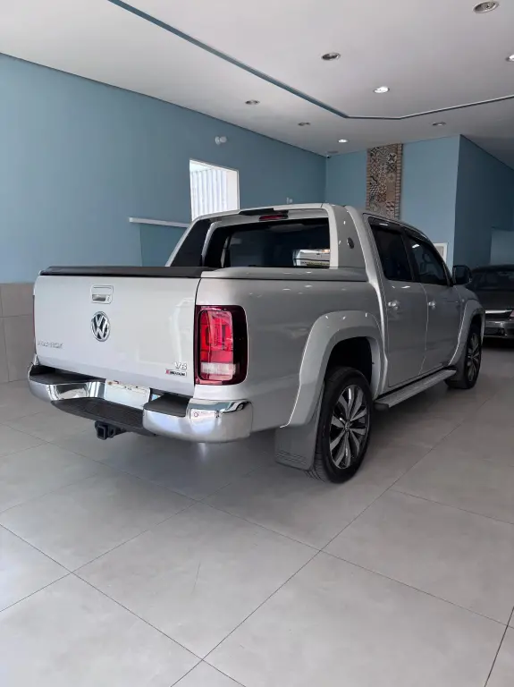 VOLKSWAGEN Amarok - Foto