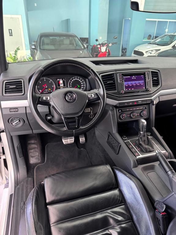 VOLKSWAGEN Amarok - Foto