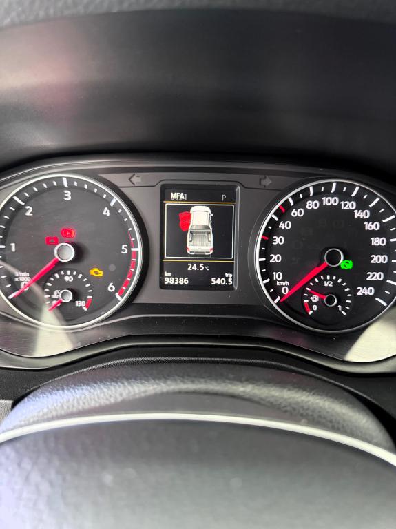 VOLKSWAGEN Amarok - Foto