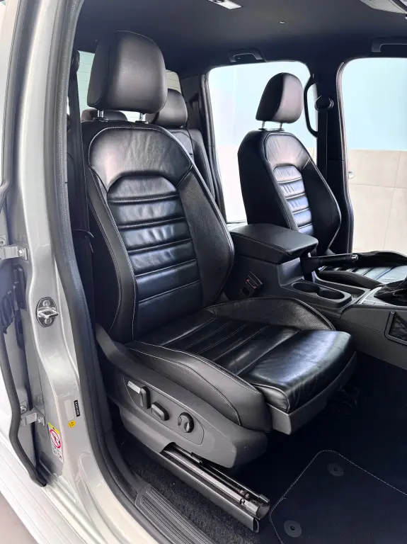 VOLKSWAGEN Amarok - Foto