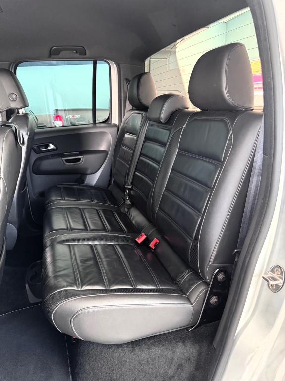 VOLKSWAGEN Amarok - Foto