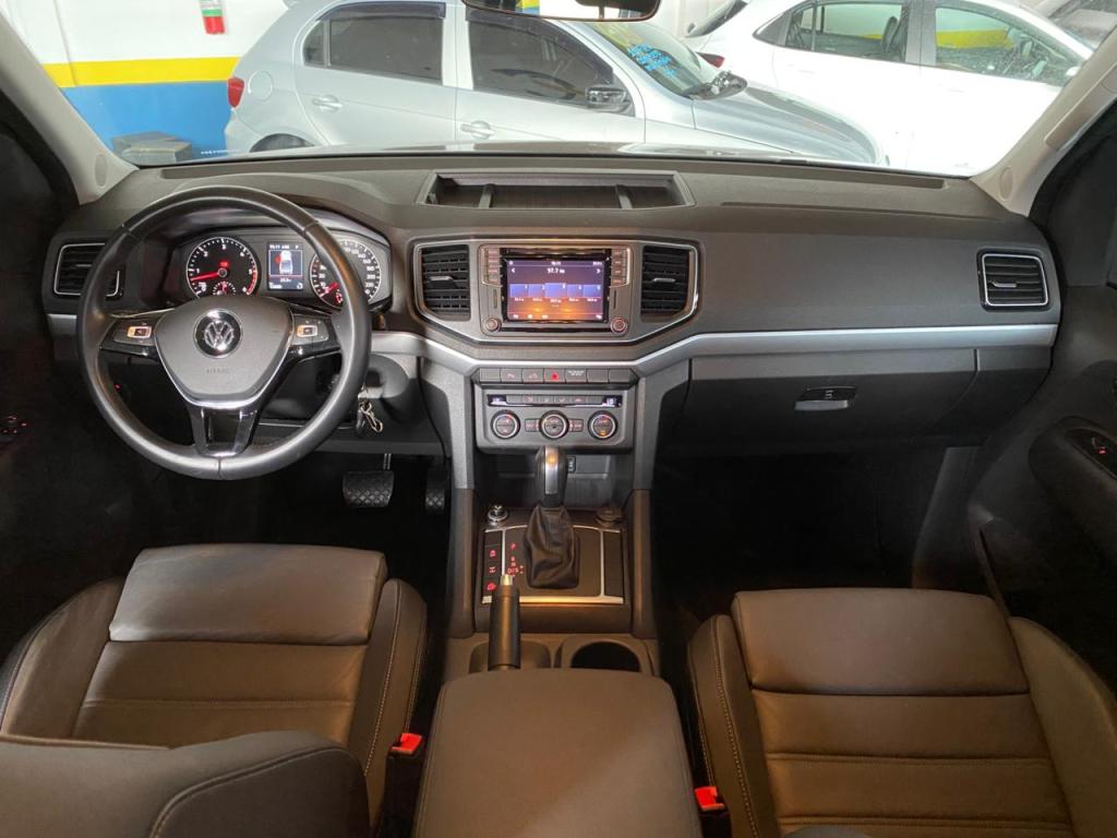 VOLKSWAGEN Amarok - Foto