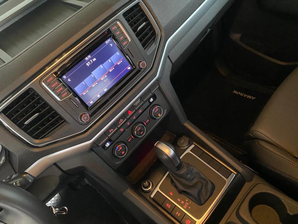 VOLKSWAGEN Amarok - Foto