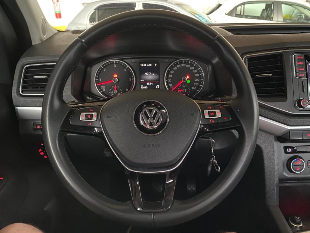 VOLKSWAGEN Amarok - Foto