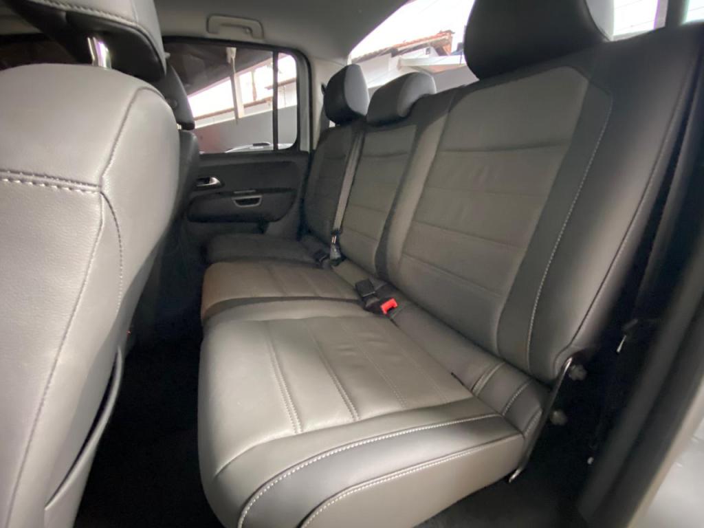 VOLKSWAGEN Amarok - Foto