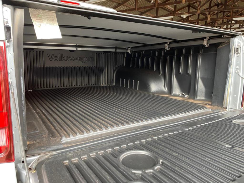 VOLKSWAGEN Amarok - Foto