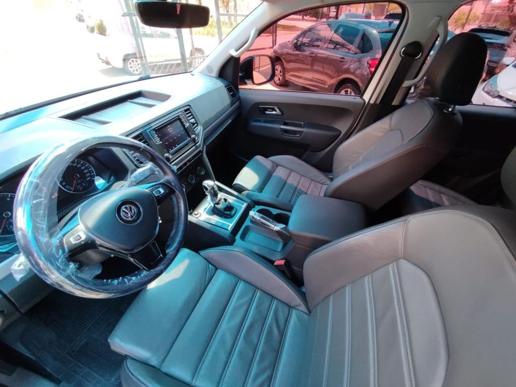 VOLKSWAGEN Amarok - Foto