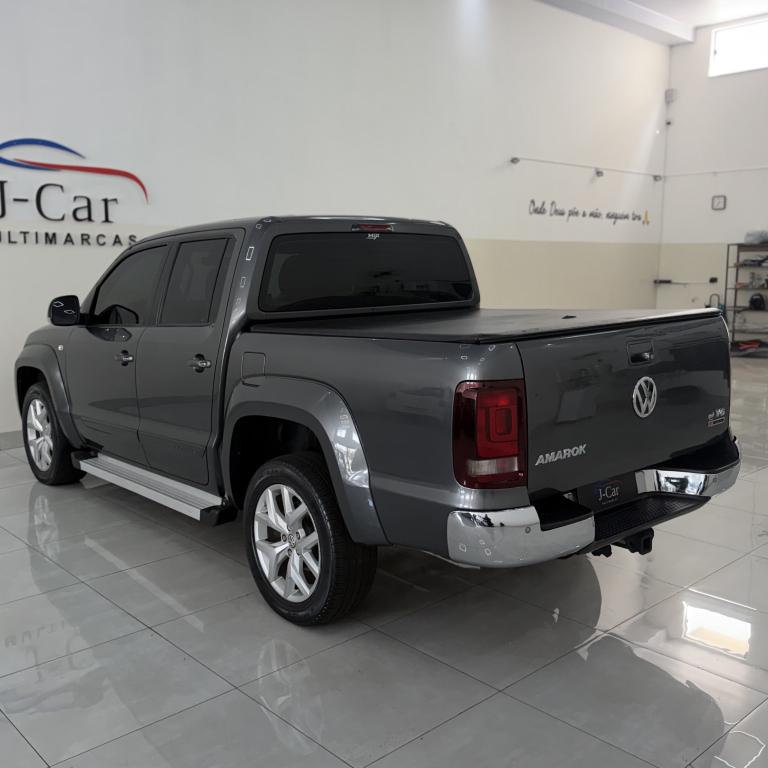 VOLKSWAGEN Amarok - Foto