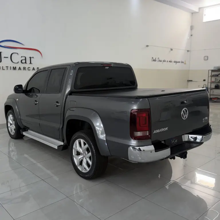 VOLKSWAGEN Amarok - Foto