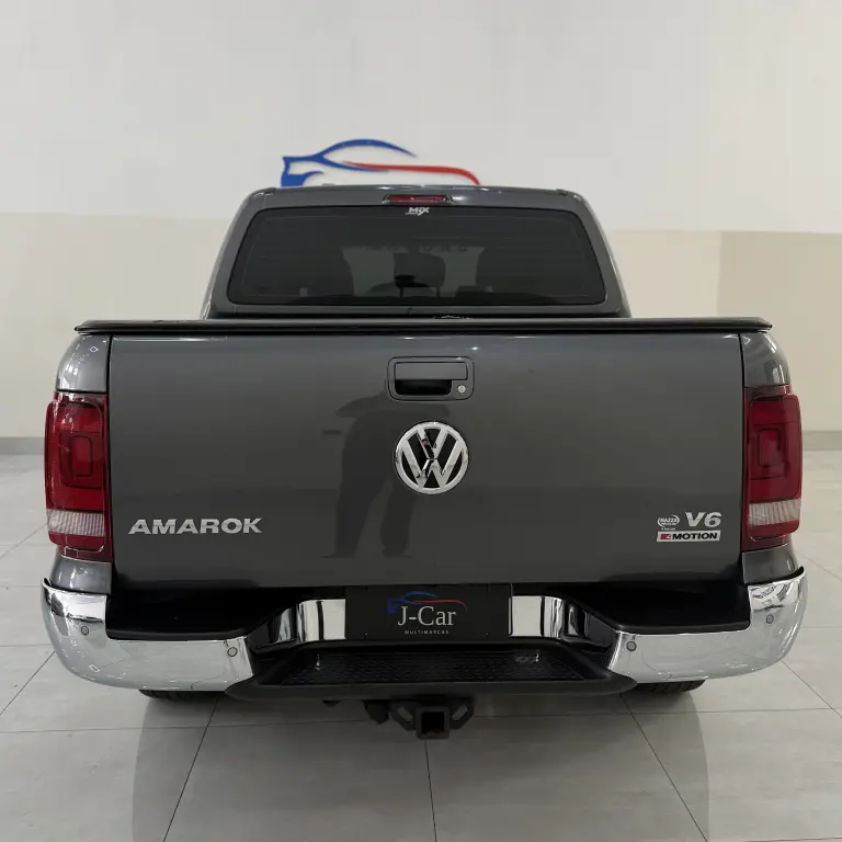 VOLKSWAGEN Amarok - Foto