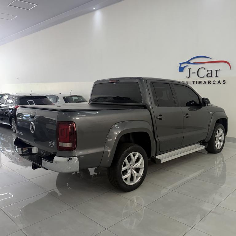 VOLKSWAGEN Amarok - Foto