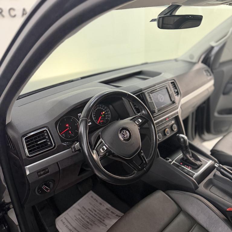 VOLKSWAGEN Amarok - Foto