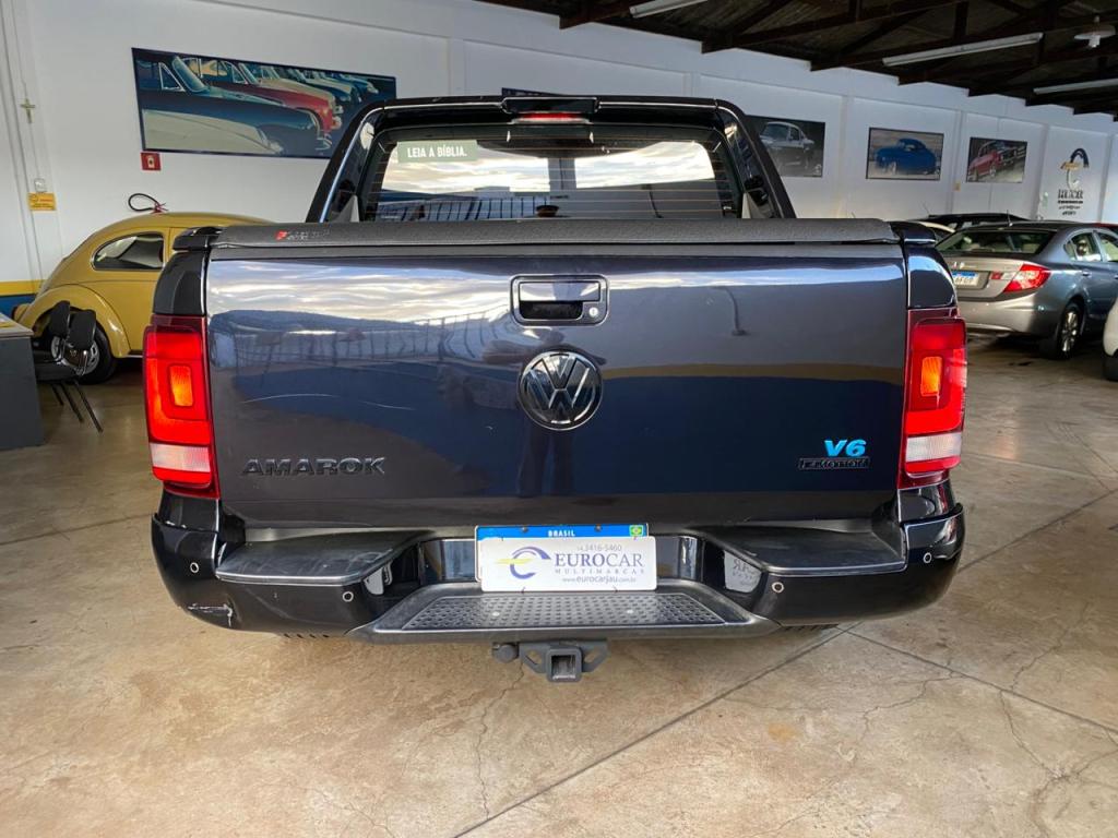 VOLKSWAGEN Amarok - Foto