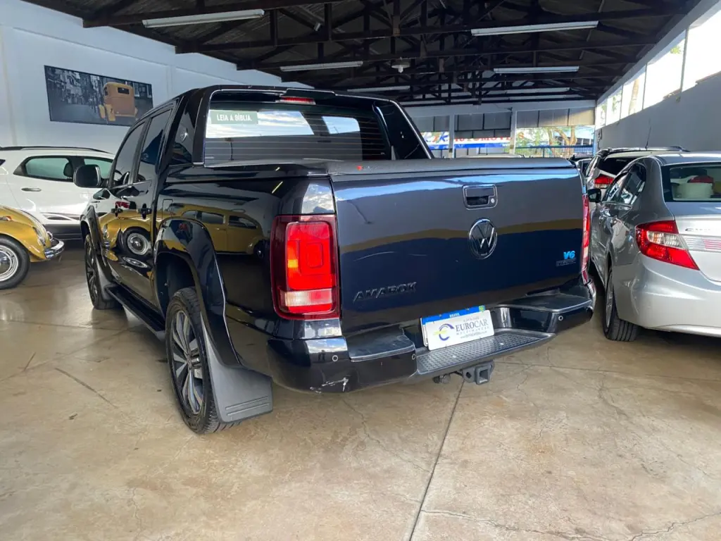 VOLKSWAGEN Amarok - Foto