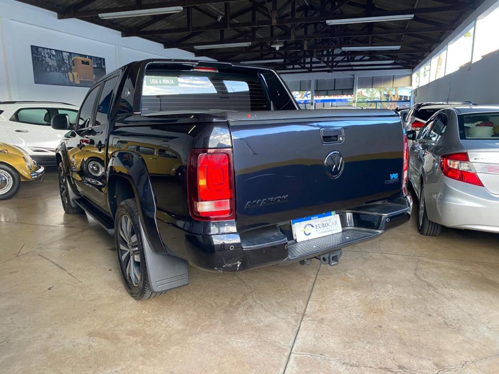 VOLKSWAGEN Amarok - Foto
