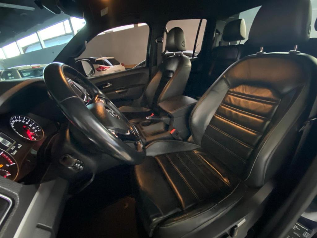 VOLKSWAGEN Amarok - Foto