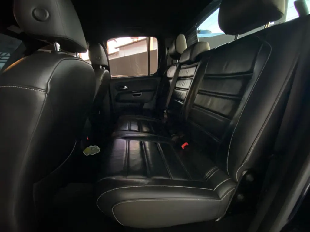 VOLKSWAGEN Amarok - Foto