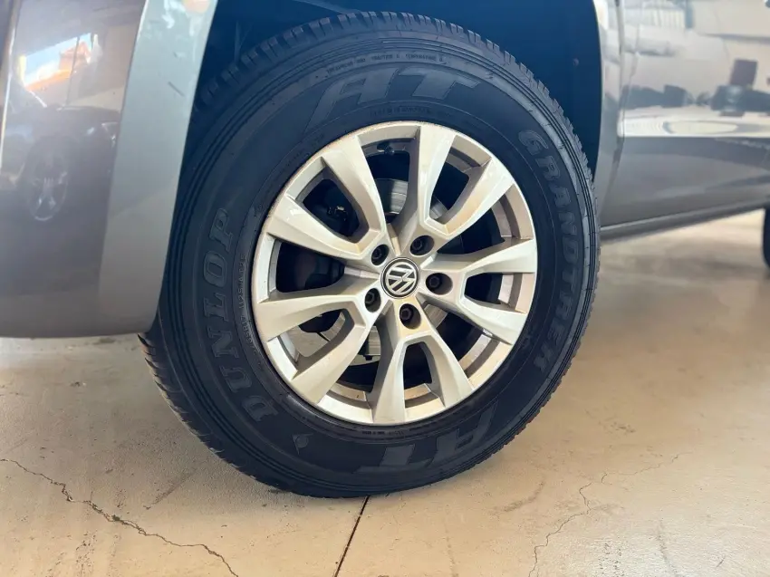 VOLKSWAGEN Amarok - Foto