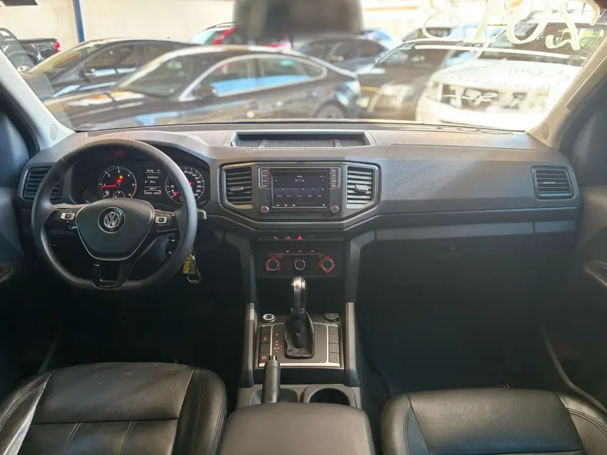 VOLKSWAGEN Amarok - Foto