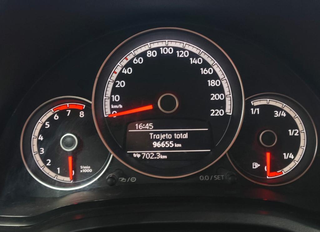 VOLKSWAGEN Cross UP - Foto