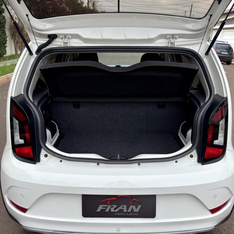 VOLKSWAGEN Cross UP - Foto