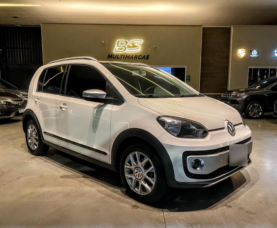 VOLKSWAGEN Cross UP