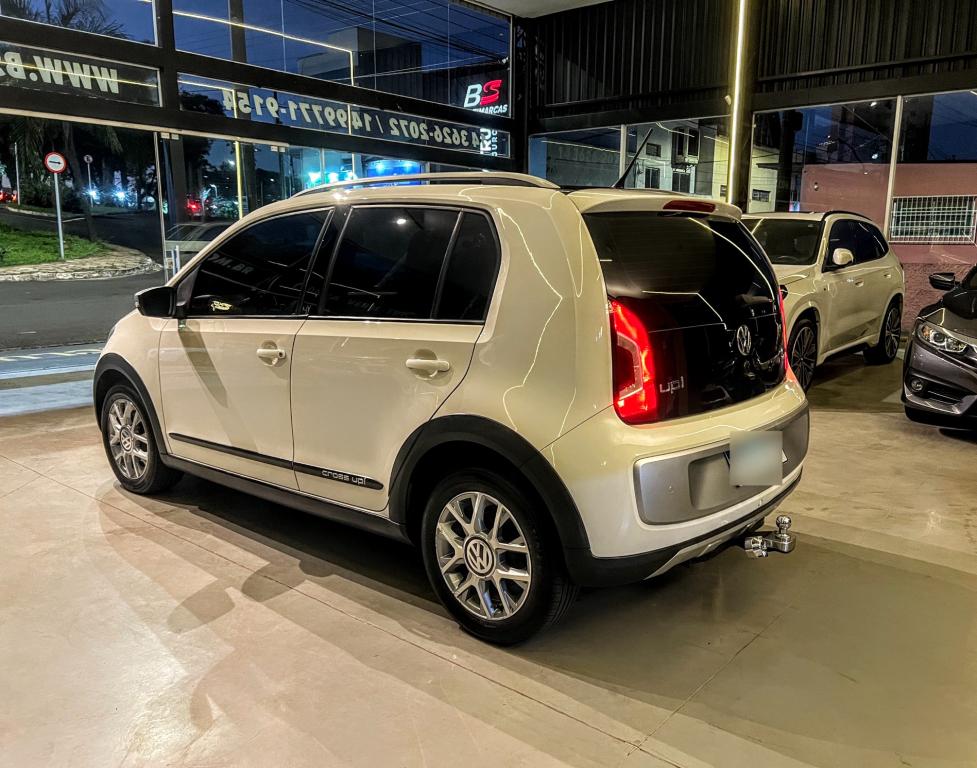 VOLKSWAGEN Cross UP - Foto