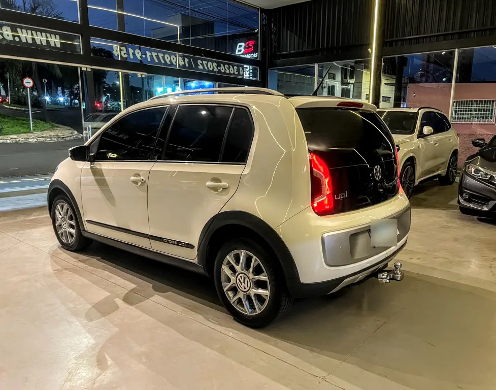 VOLKSWAGEN Cross UP - Foto
