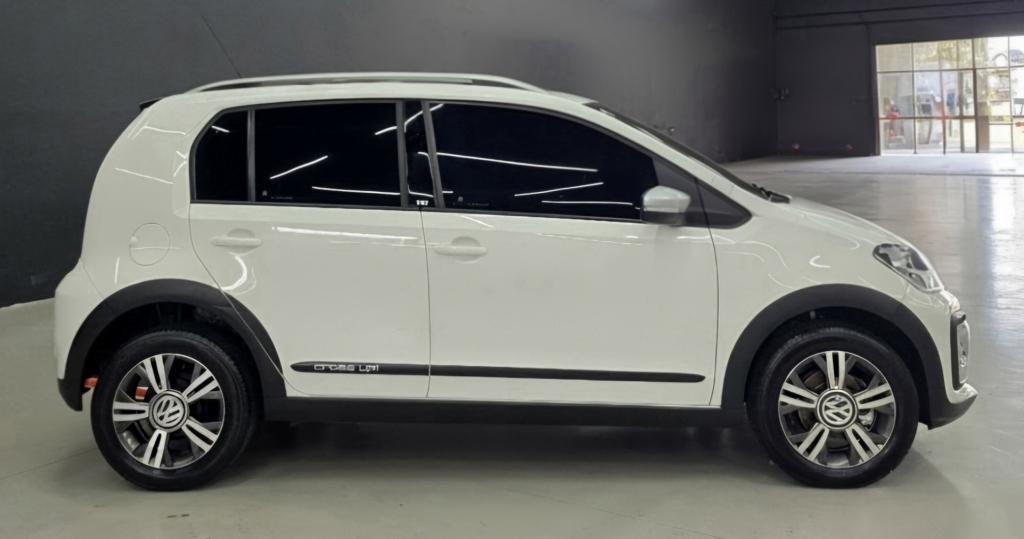 VOLKSWAGEN Cross UP - Foto