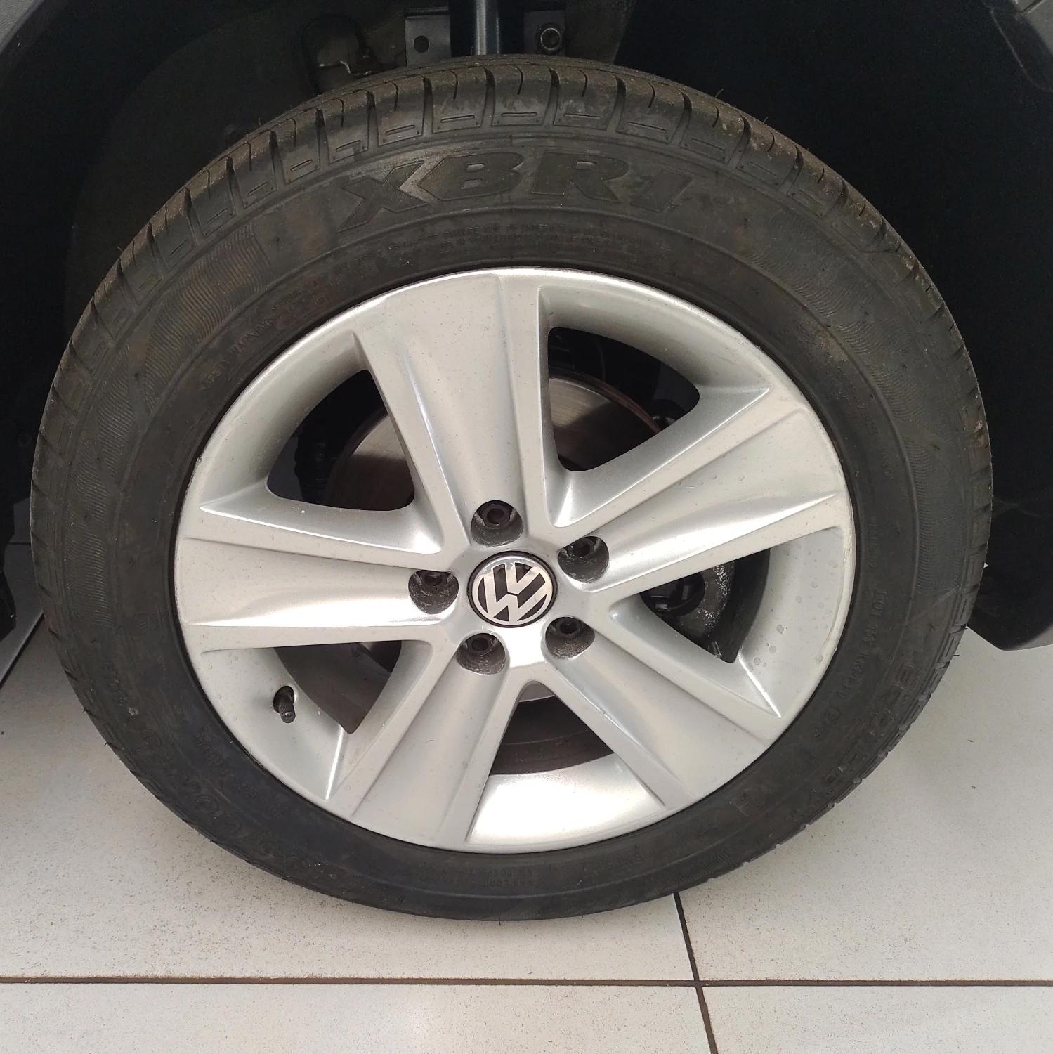 VOLKSWAGEN Crossfox - Foto