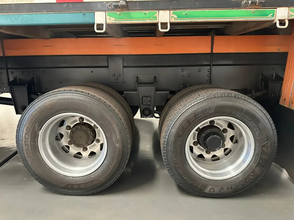 VOLKSWAGEN Delivery - Foto