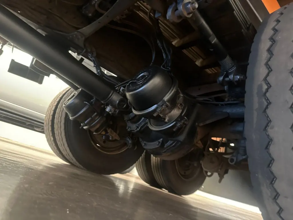 VOLKSWAGEN Delivery - Foto